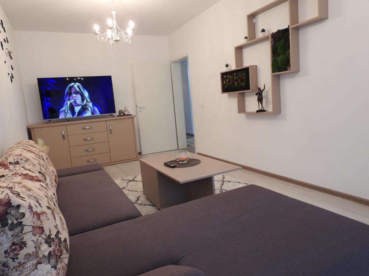 Trust Apartaments 2 Brasov Bagian luar foto
