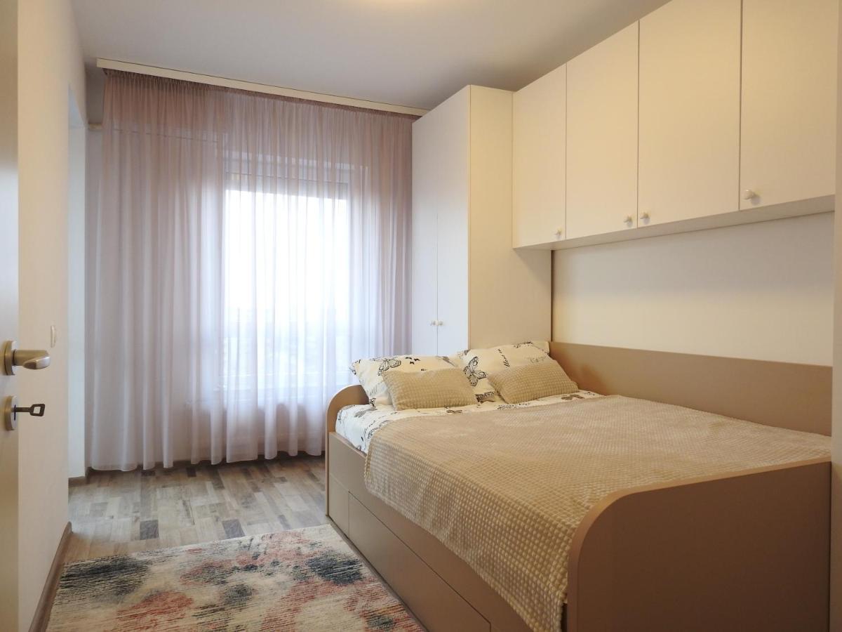 Trust Apartaments 2 Brasov Bagian luar foto