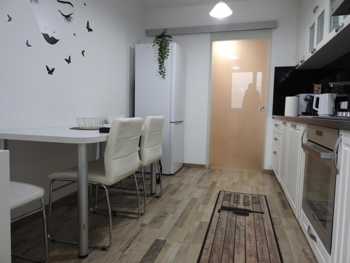 Trust Apartaments 2 Brasov Bagian luar foto